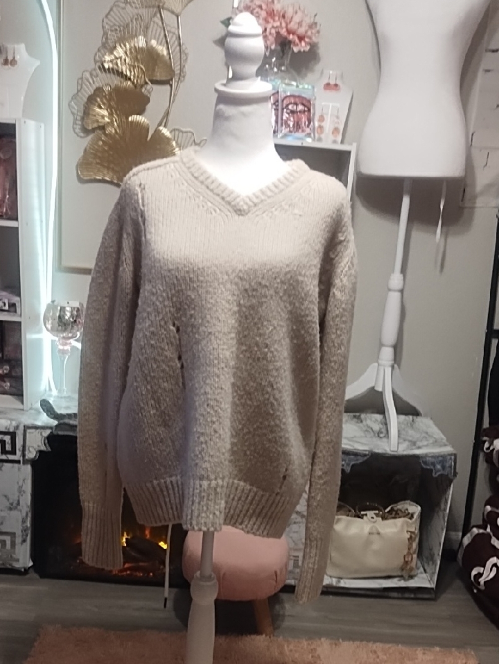 Tag Soft Cream Knit Sweater
